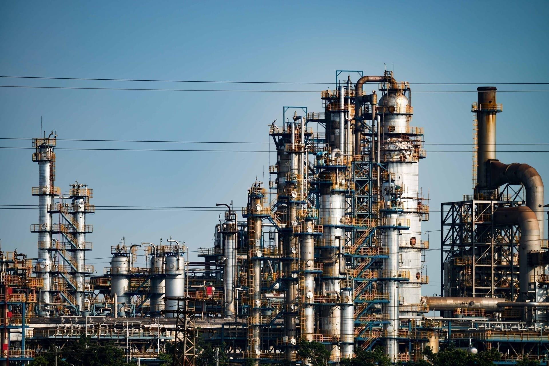 Manufacturing facility representing the Refineries / Petro Chemical industry